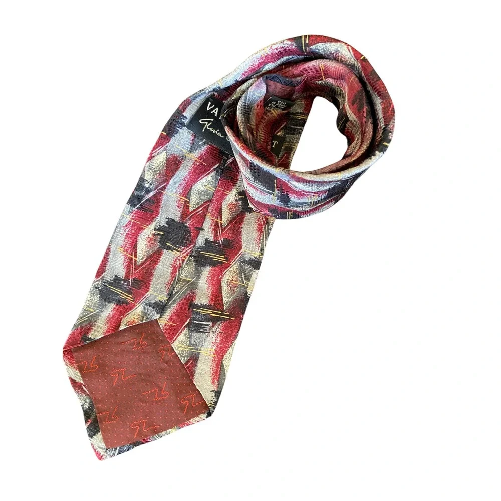 Gloria Vanderbilt Mens Silk Necktie Red Black Silver Abstract Geometric USA Made